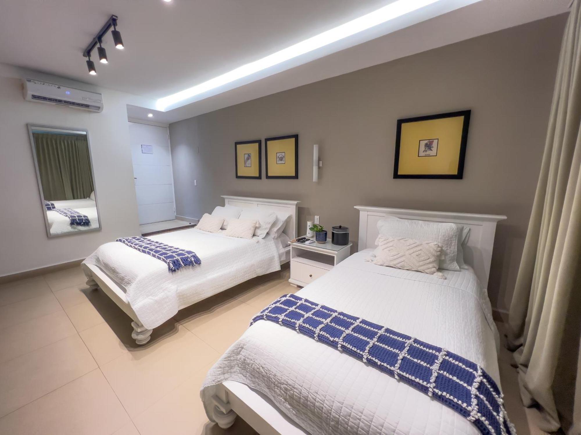 Marina Hotel At Shelter Bay 콜론 외부 사진